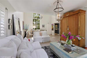 7081 SW 55th Terrace W, Miami, FL 33155, Sold 02/01/17