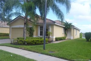 12017 SW 7th St, Pembroke Pines, FL 33025, Sold 12/16/16
