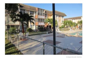 6701 NW 169th St, Hialeah, FL 33015, Sold 03/28/17