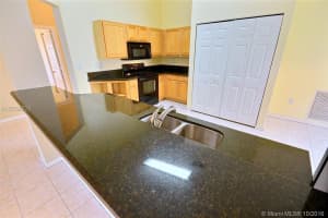 11854 SW 8th St, Pembroke Pines, FL 33025, Sold 12/08/16