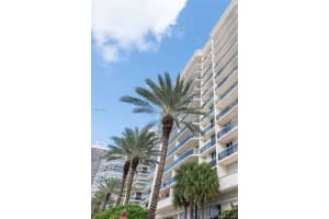 9559 Collins Ave # S8-E, Surfside, FL 33154, Sold 03/15/17