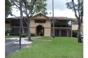18815 NW 62nd Ave, Hialeah, FL 33015, Sold 05/30/17