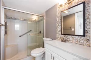 401 Ocean Dr, Miami Beach, FL 33139, Sold 12/19/16