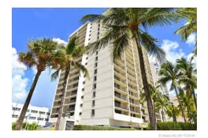 2625 Collins Ave, Miami, FL 33140, Sold 01/20/17