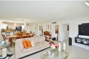 3761 NW 84th Ave #2a, Sunrise, FL 33351, Sold 07/25/17