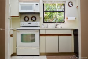 55 Ocean Ln Dr, Key Biscayne, FL 33149, Sold 05/22/17