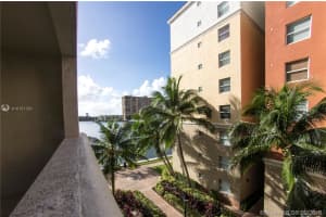 17100 N Bay Rd, Sunny Isles Beach, FL 33160, Sold 03/12/19