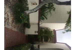 325 Ives Dairy Rd, Miami, FL 33179, Sold 03/06/17