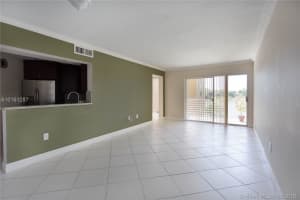 9735 Fontainebleau Blvd G208, Miami, FL 33172, Sold 12/28/16