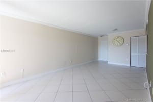 9735 Fontainebleau Blvd G208, Miami, FL 33172, Sold 12/28/16