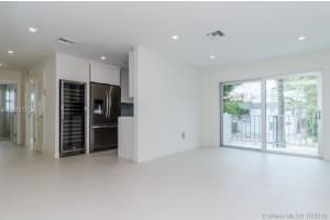 221 Jefferson Ave, Miami Beach, FL 33139, Sold 02/27/17