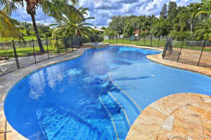 3233 SW 138th Way, Davie, FL 33330, Sold 12/19/16