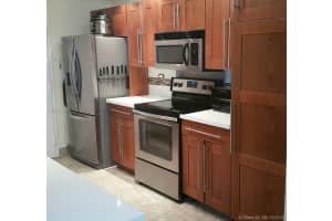 800 NE 195th St, Miami, FL 33179, Sold 03/27/17