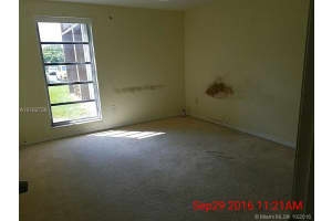 9459 SW 76th St APT R1, Miami, FL 33173, Sold 12/23/16