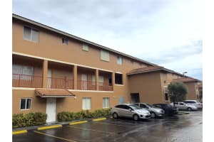 8183 NW 8th St APT C5, Miami, FL 33126, Sold 12/05/16