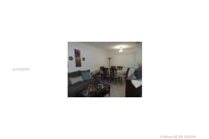 8183 NW 8th St APT C5, Miami, FL 33126, Sold 12/05/16