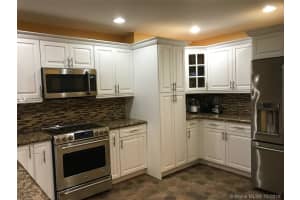 4296 Landar Dr #5a, Lake Worth, FL 33463, Sold 12/09/16