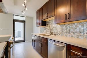 322 Buchanan St, Hollywood, FL 33019, Sold 01/18/17