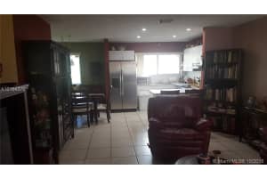 531 NW 82nd Ave, Doral, FL 33126, Sold 12/23/16
