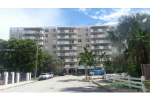 1455 N Treasure Dr PH G, North Bay Village, FL 33141, Sold 02/23/17