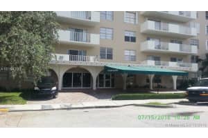 1455 N Treasure Dr PH G, North Bay Village, FL 33141, Sold 02/23/17