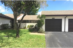 9231 Wedgewood Way B22, Tamarac, FL 33321, Sold 12/30/16
