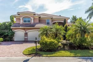 2920 Birch Terrace, Davie, FL 33330, Sold 05/30/17