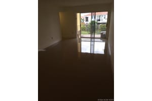 9735 Fontainebleau Blvd G210, Miami, FL 33172, Sold 09/27/17