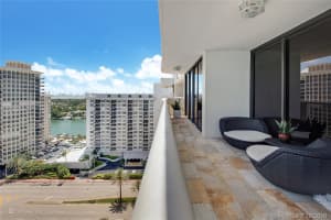 5757 Collins Ave # 305, Miami Beach, FL 33140, Sold 03/28/17