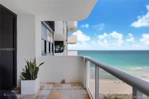 5757 Collins Ave # 305, Miami Beach, FL 33140, Sold 03/28/17