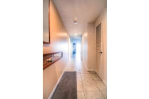 18100 N Bay Rd PH 4, Sunny Isles Beach, FL 33160, Sold 01/22/18