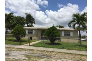 20612 NW 23rd Ct, Miami Gardens, FL 33056, Sold 12/16/16