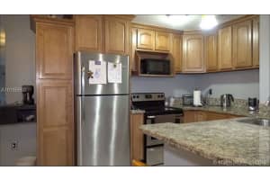 15619 SW 73rd Cir Terrace, Miami, FL 33193, Sold 11/18/16