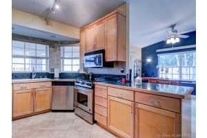 264 W Riverbend Dr, Sunrise, FL 33326, Sold 12/16/16