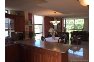 18000 NW 68th Ave #301a, Hialeah, FL 33015, Sold 12/22/16