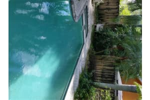 5621 SW 58th Ct, Davie, FL 33314, Sold 12/14/16