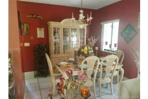 7962 NW 190th Terrace, Hialeah, FL 33015, Sold 12/30/16
