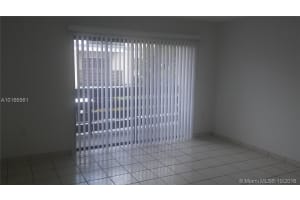 8229 NW 7th St, Miami, FL 33126, Sold 03/24/17