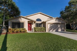 5232 NW 99th Terrace, Sunrise, FL 33351, Sold 12/21/16