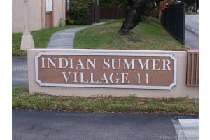 525 W Park Dr, Miami, FL 33172, Sold 01/05/17