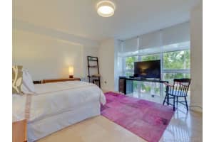 723 Crandon Blvd, Key Biscayne, FL 33149, Sold 08/10/17