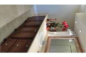 1450 Brickell Bay Dr, Miami, FL 33131, Sold 03/31/17