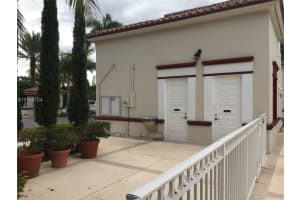 8650 SW 67th Ave, Miami, FL 33143, Sold 05/05/17
