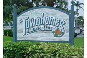 4264 SW 70th Terrace, Davie, FL 33314, Sold 01/13/17