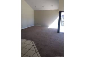 652 NE 203rd Ln, Miami, FL 33179, Sold 02/10/17