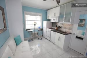 335 Ocean Dr, Miami Beach, FL 33139, Sold 01/26/17