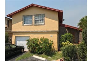 984 NW 106th Ave Cir, Miami, FL 33172, Sold 05/26/17