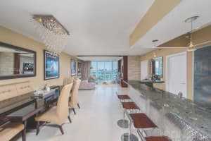 450 Alton Rd, Miami Beach, FL 33139, Sold 03/30/17