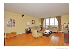 9381 E Bay Harbor Dr, Bay Harbor Islands, FL 33154, Sold 02/10/17