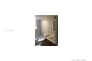 9460 Fontainebleau Blvd, Miami, FL 33172, Sold 05/22/17